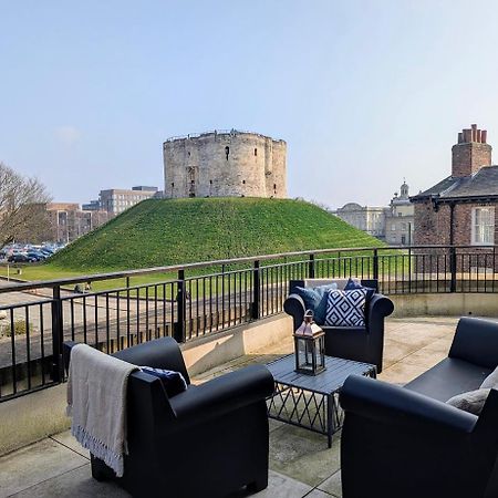 The Old Fire Station Luxury Apartment York Exterior photo