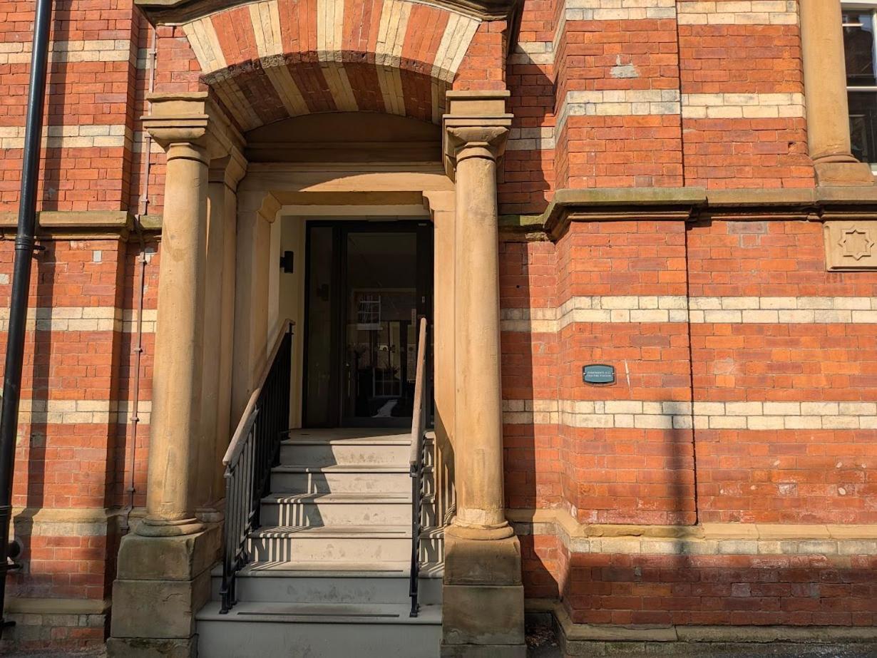 The Old Fire Station Luxury Apartment York Exterior photo