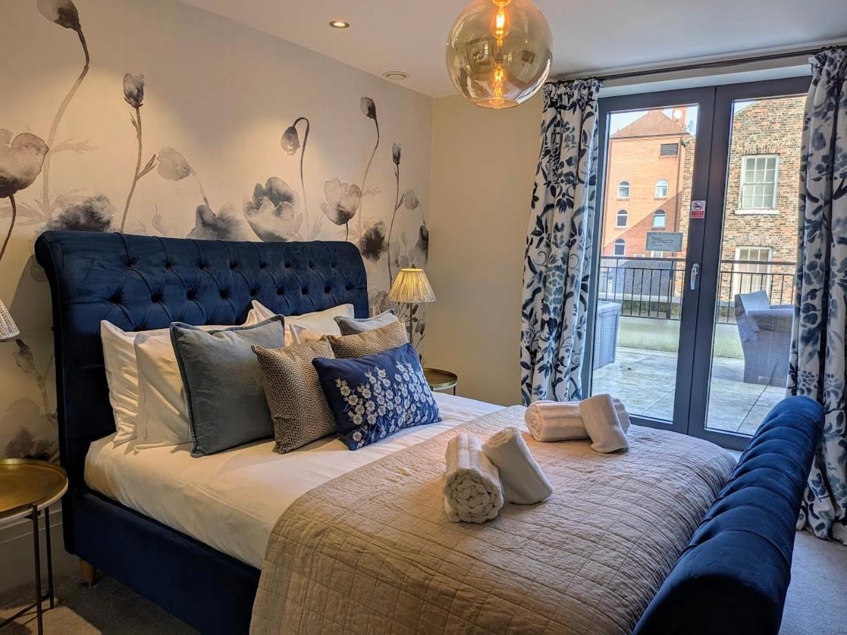 The Old Fire Station Luxury Apartment York Exterior photo